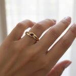 Christian gouden ring met robijn