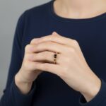 Christian goud ring met 1 granaat