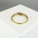 Christian gouden ring met robijn