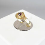 Christian goud ring met granaat