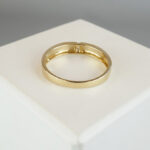 Gouden ring met klem zetting diamant