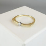 18 karaat gouden ring met diamant