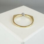 18 karaat gouden ring met diamant