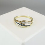 Saffier en diamanten gouden ring