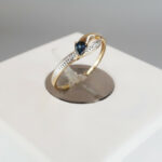 Saffier gouden ring