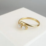 Gouden Christian ring met 2 diamanten