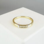 Gouden ring met 5 diamanten