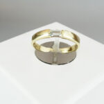 Gouden ring met aquamarijn
