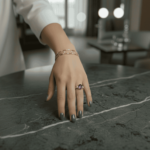 Gouden ring met amethyst en diamanten