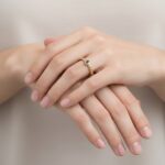 Tors gouden ring met saffier