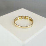 Geel gouden ring met 0.02ct.