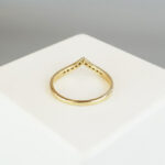 Gouden ring V model