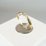 14 karaat gouden ring met 0.05ct.