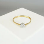 Gouden ring met ster zetting 0.09ct.