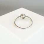 Wit gouden ring met spiegel chaton