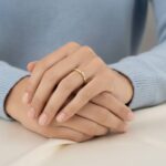 14 karaat gouden ring met klem diamant