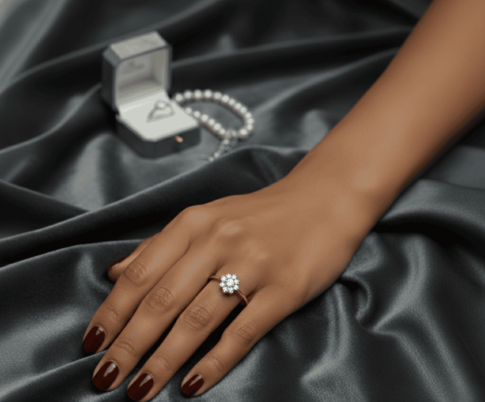 Gouden ring met ster zetting 0.09ct.