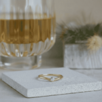 14 karaat gouden ring met 0.05ct.