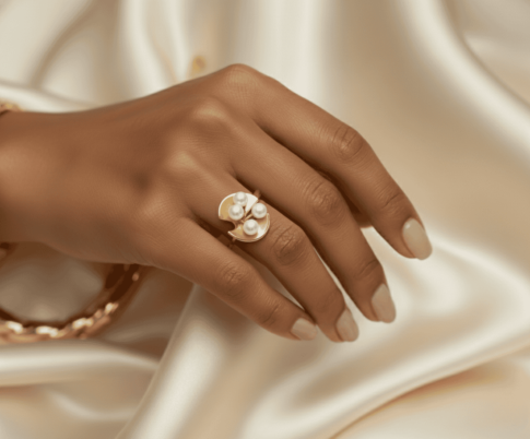 Geel gouden ring met 4 parels