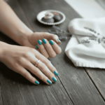 Gouden ring met klem parel