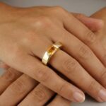 Ring met inschuifbaar element