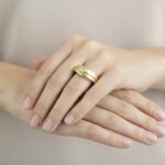 14 karaat geel gouden ring met 1 diamant