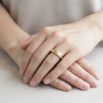 14 karaat gouden ring met 1 briljant