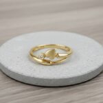Geel gouden ring met hart