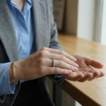 Wit gouden fantasie ring met zirkonia