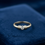 Bicolor gouden ring met 0.05ct.