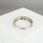 Wit gouden ring met diamant 0.03ct.