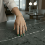 Wit gouden ring met diamant 0.03ct.