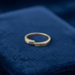 Bicolor gouden ring cachet model