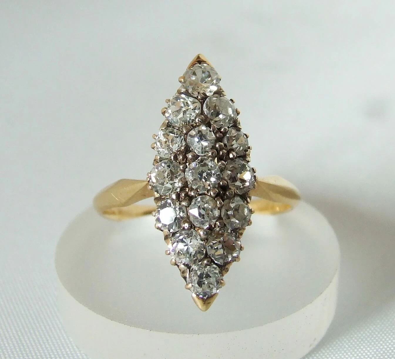Antieke gouden ring met briljanten