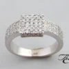 Wit gouden ring met briljanten