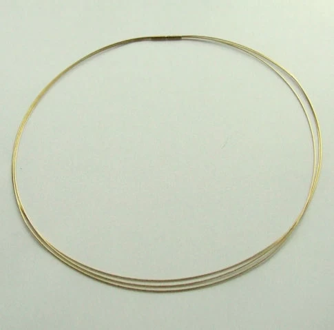 Geel gouden choker