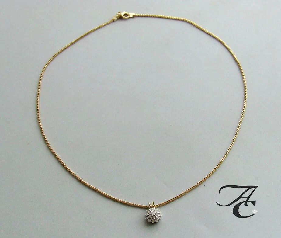 Gouden collier en hanger met briljanten
