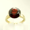 Gouden ring met granaat