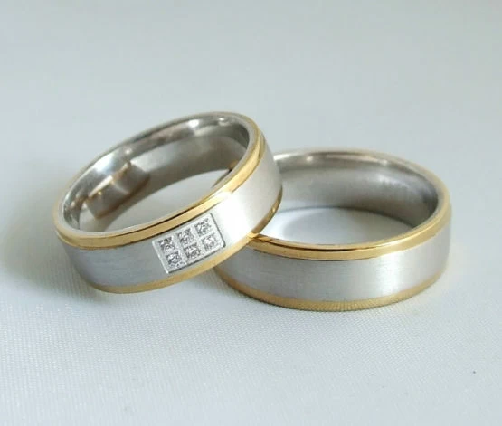 Bicolor Christian trouwringen met diamanten