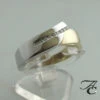 Geel en wit- gouden ring met briljanten