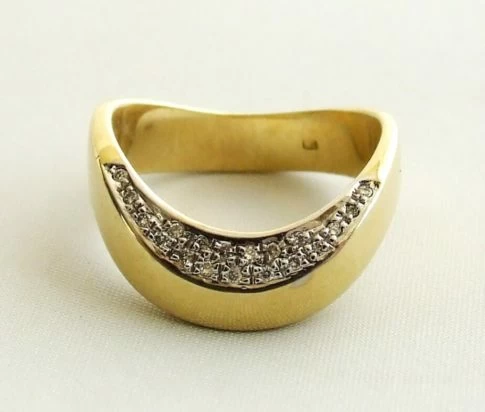 Geel gouden occasion ring met diamant