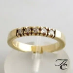 Ring met briljant geslepen diamanten