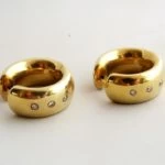 Gouden oorbellen met diamant