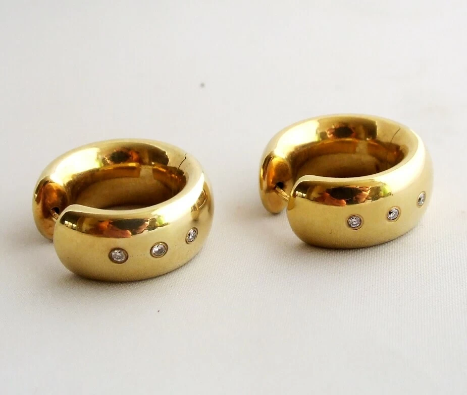 Gouden oorbellen met diamant
