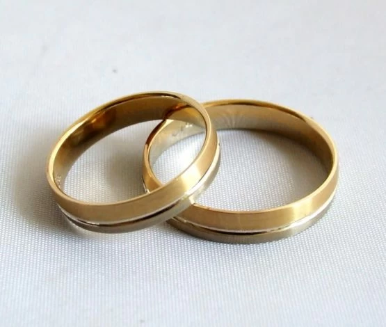 Geel gouden trouwringen Geel gouden trouwringen