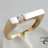 Atelier Christian geel gouden ring met zirkonia