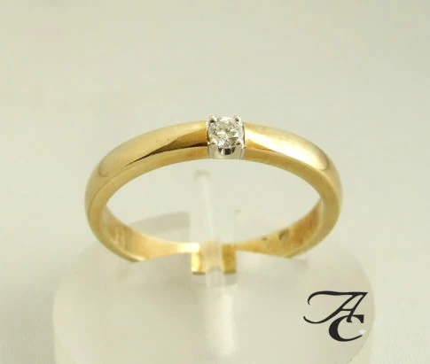 Atelier Christian gouden ring met diamant