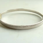 14 karaat wit gouden Christian slavenarmband met zirkonia