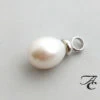 Wit gouden hanger met parel