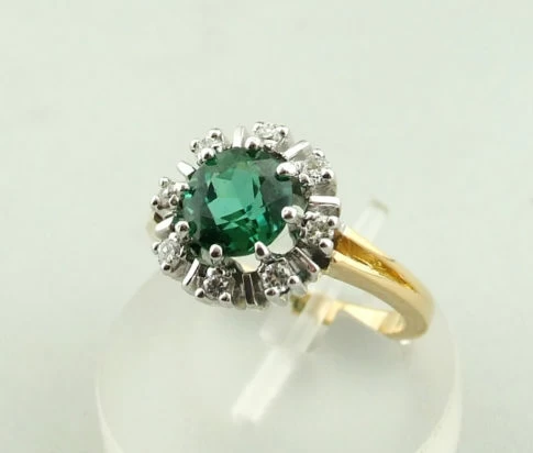Bicolor ring met diamant en synthetische toermalijn